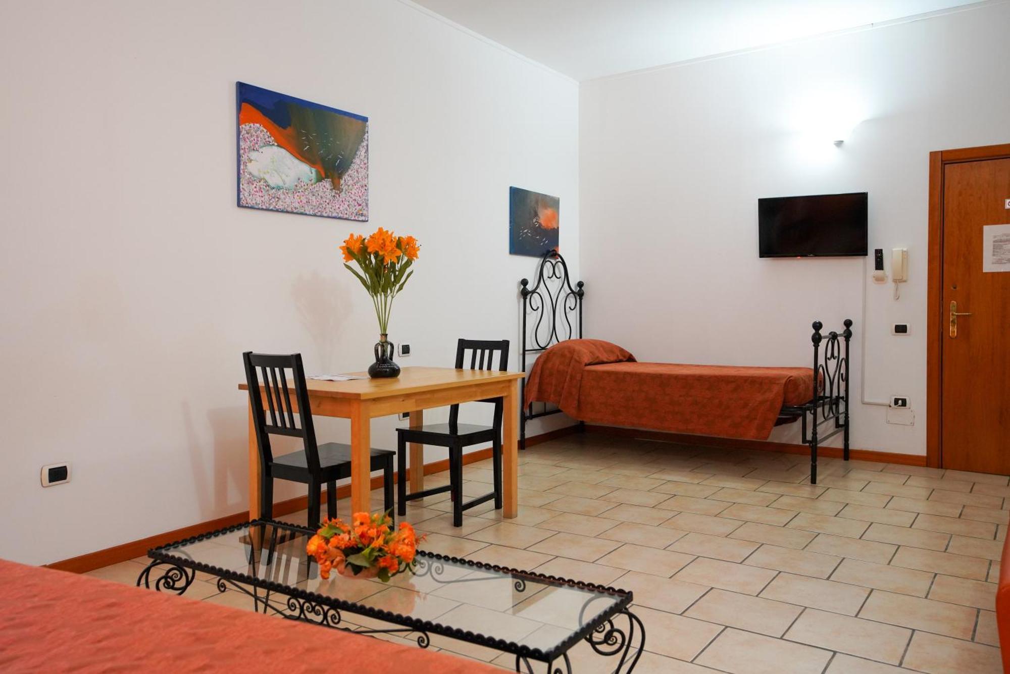 Residence Lupiae Lecce Eksteriør bilde