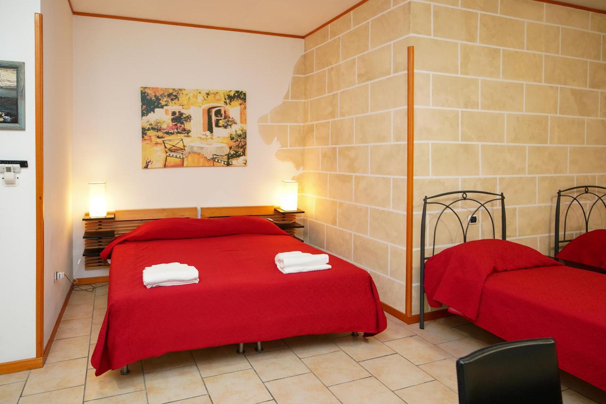 Residence Lupiae Lecce Eksteriør bilde